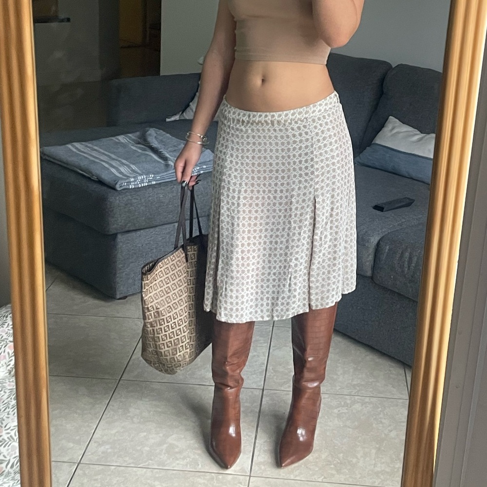 Burberry Above the Knee Skirt